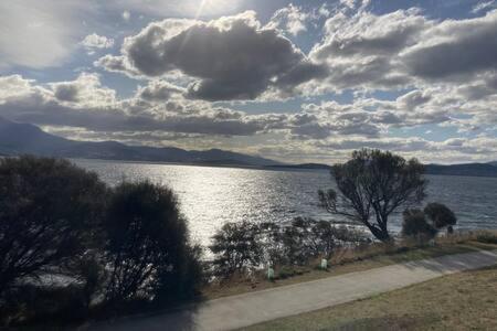 Spacious Modern Home Outstanding Views Sleeps 9 Hobart Exteriér fotografie