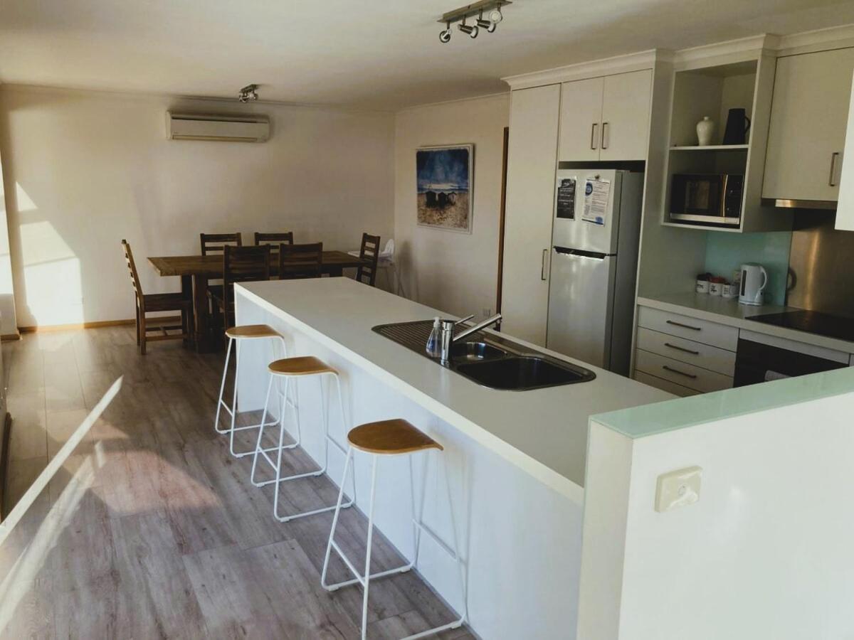 Spacious Modern Home Outstanding Views Sleeps 9 Hobart Exteriér fotografie